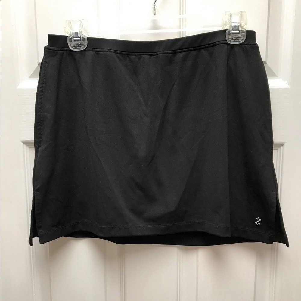 Izod Running Skirt